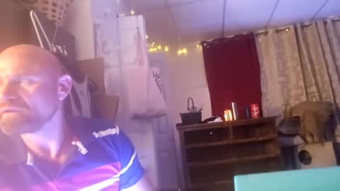 Snapshot of rockharder000 chatting on October 18, 6:37 am rockharder000 online show from October 18, 6:37 am