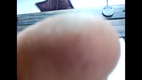 Snapshot of rockharder000 chatting on December 18, 1:33 am rockharder000 online show from December 18, 1:33 am