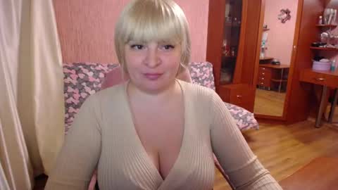 Snapshot of rocknlinxx chatting on November 23, 2:06 pm Rocknlinxx online show from November 23, 2:06 pm