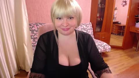 Rocknlinxx online show from December 16, 4:45 pm