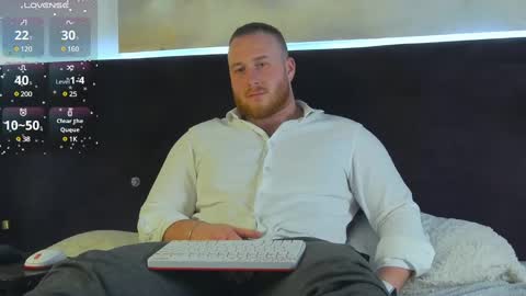 Snapshot of roddy_riss chatting on January 11, 10:40 am Roddy online show from January 11, 10:40 am