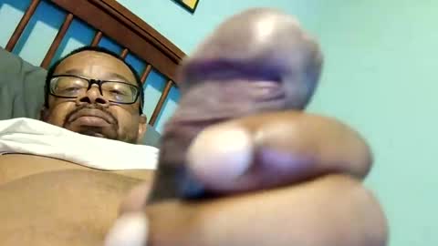 rodney504766 online show from December 10, 9:33 am
