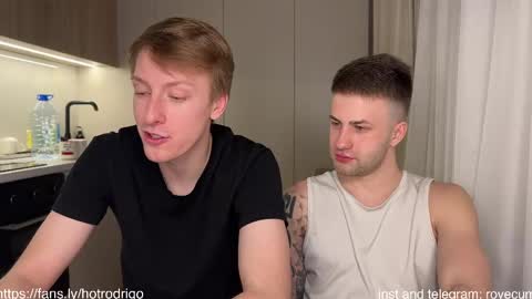 Snapshot of rodrigoveira chatting on February 25, 2:03 am Rodrigo online show from February 25, 2:03 am