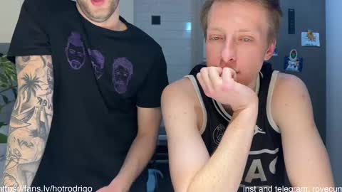 Snapshot of rodrigoveira chatting on March 1, 8:53 pm Rodrigo online show from March 1, 8:53 pm