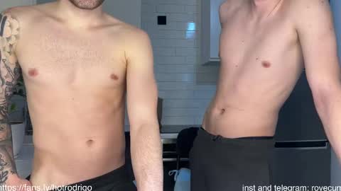 Snapshot of rodrigoveira chatting on March 5, 10:32 pm Rodrigo online show from March 5, 10:32 pm