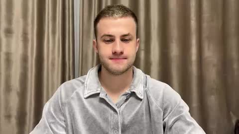 Snapshot of rodrigoveira chatting on September 11, 9:15 pm Rodrigo online show from September 11, 9:15 pm