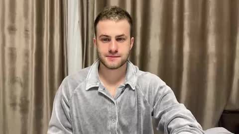 Snapshot of rodrigoveira chatting on September 14, 6:18 pm Rodrigo online show from September 14, 6:18 pm