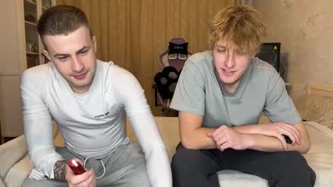 Snapshot of rodrigoveira chatting on October 4, 2:37 pm Rodrigo online show from October 4, 2:37 pm