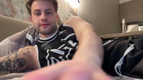 Rodrigo online show from April 5, 4:37 pm