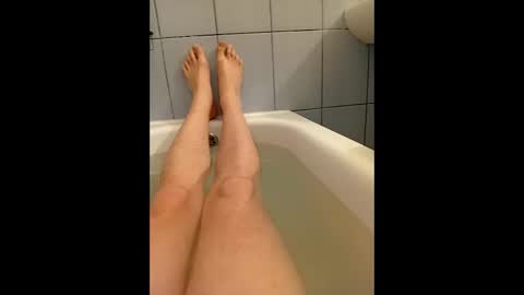 Snapshot of rodriguez81 chatting on March 22, 9:29 pm F online show from March 22, 9:29 pm