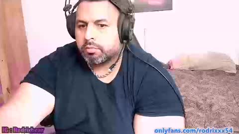 Snapshot of rodrixxx54 chatting on September 11, 8:53 pm rodrixxx54 online show from September 11, 8:53 pm
