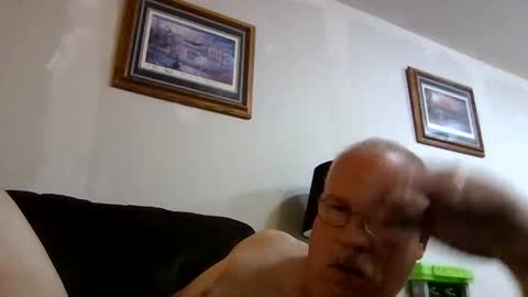 Snapshot of rodstud641 chatting on November 1, 1:35 pm rodstud641 online show from November 1, 1:35 pm