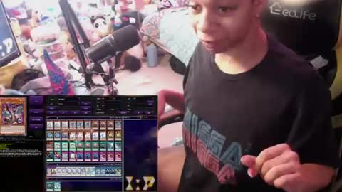 Snapshot of roelliitheecchi chatting on July 15, 5:18 pm Roellii Pinky online show from July 15, 5:18 pm