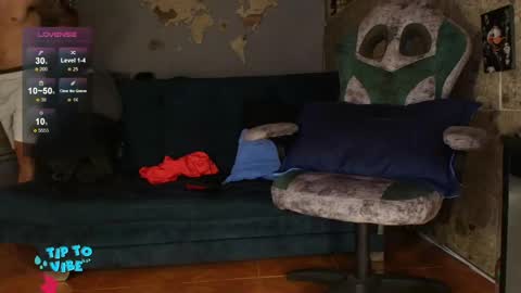 Snapshot of rogert_xx chatting on May 27, 1:35 am Rogert online show from May 27, 1:35 am