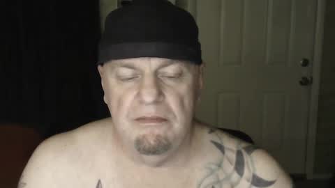 roinaz online show from December 3, 7:43 am