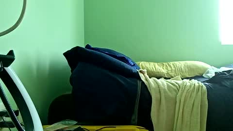 Mr. Red online show from September 27, 6:13 pm