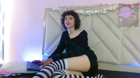 Snapshot of rokitoki_tay chatting on April 11, 4:50 am rokitoki_tay online show from April 11, 4:50 am