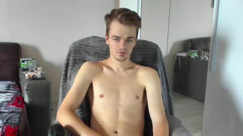 Snapshot of rokko_diamond777 chatting on December 18, 11:24 am taylor fox online show from December 18, 11:24 am