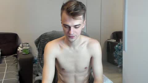 Snapshot of rokko_diamond777 chatting on December 30, 2:30 pm taylor fox online show from December 30, 2:30 pm