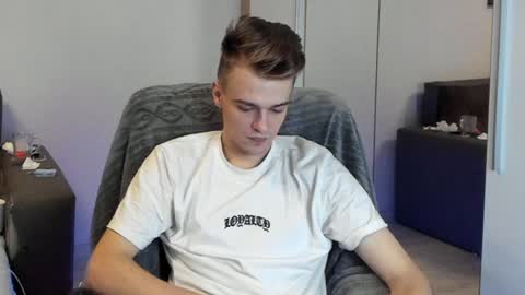 Snapshot of rokko_diamond777 chatting on January 5, 7:07 pm taylor fox online show from January 5, 7:07 pm