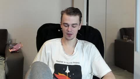 Snapshot of rokko_diamond777 chatting on February 5, 3:52 pm taylor fox online show from February 5, 3:52 pm