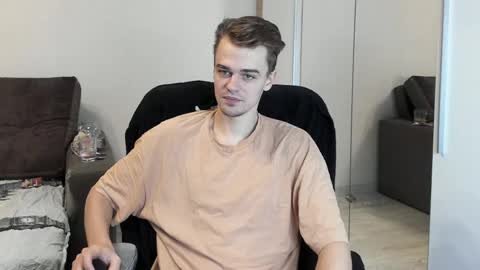 Snapshot of rokko_diamond777 chatting on February 9, 5:11 pm taylor fox online show from February 9, 5:11 pm