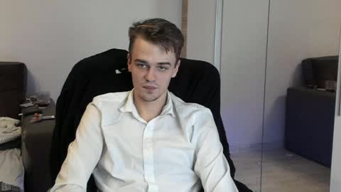 Snapshot of rokko_diamond777 chatting on February 13, 5:01 pm taylor fox online show from February 13, 5:01 pm