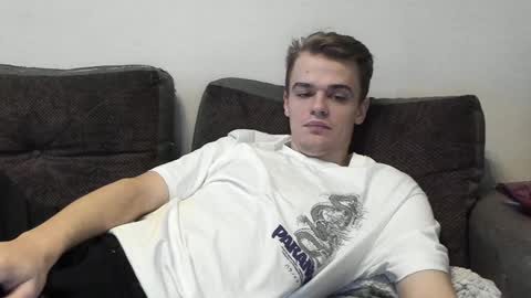 Snapshot of rokko_diamond777 chatting on February 19, 3:38 pm taylor fox online show from February 19, 3:38 pm