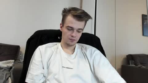 Snapshot of rokko_diamond777 chatting on February 26, 12:47 pm taylor fox online show from February 26, 12:47 pm