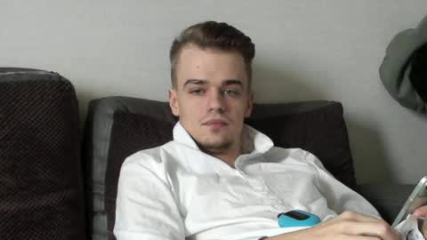 Snapshot of rokko_diamond777 chatting on March 12, 11:42 am taylor fox online show from March 12, 11:42 am