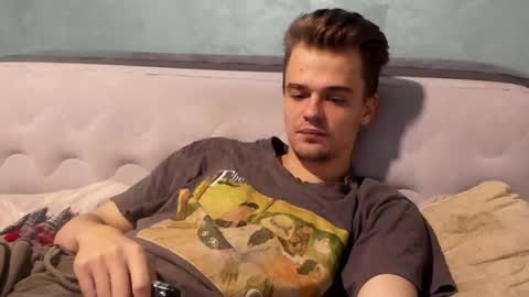 Snapshot of rokko_diamond777 chatting on November 23, 4:18 pm taylor fox online show from November 23, 4:18 pm