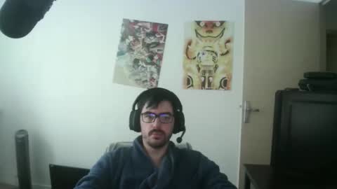 Snapshot of romainb72 chatting on November 7, 7:52 am romainb72 online show from November 7, 7:52 am