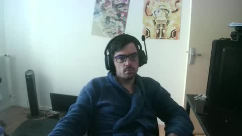 Snapshot of romainb72 chatting on November 20, 8:14 am romainb72 online show from November 20, 8:14 am