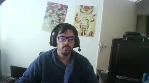 Snapshot of romainb72 chatting on November 25, 9:20 am romainb72 online show from November 25, 9:20 am