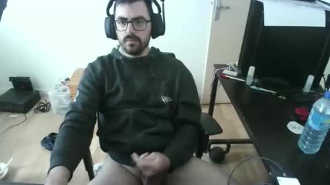 romainb72 online show from April 10, 10:31 am