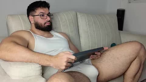 Snapshot of roman_lux chatting on February 19, 4:52 am Roman Lux online show from February 19, 4:52 am