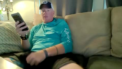Snapshot of romanandlady chatting on June 25, 1:37 pm LadyRoman online show from June 25, 1:37 pm
