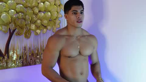 romano_kentt12 online show from January 8, 2:47 am