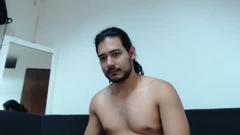 Snapshot of romanphoenix chatting on June 25, 11:26 am Roman online show from June 25, 11:26 am