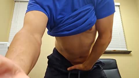 Snapshot of romanteeks chatting on December 19, 1:28 am romanteeks online show from December 19, 1:28 am