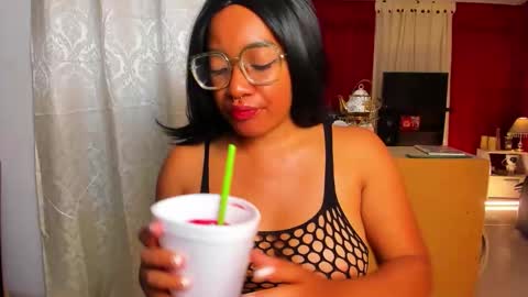 Is A Belle online show from March 8, 4:27 am