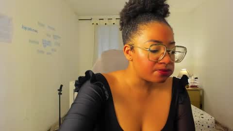 Is A Belle online show from April 5, 12:35 pm