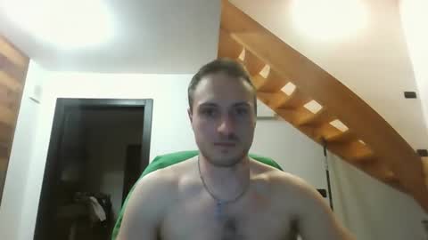 Snapshot of romanz123 chatting on March 16, 11:20 pm romanz123 online show from March 16, 11:20 pm