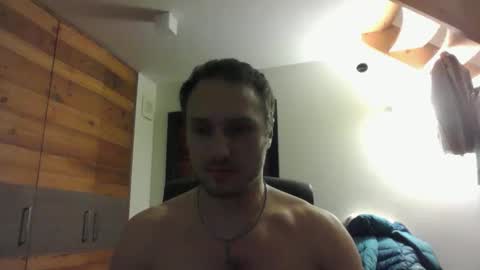 Snapshot of romanz123 chatting on April 7, 7:36 pm romanz123 online show from April 7, 7:36 pm