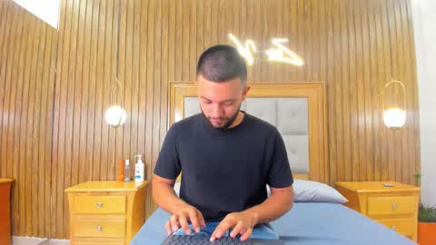 Romeo Bossi online show from March 24, 11:26 am