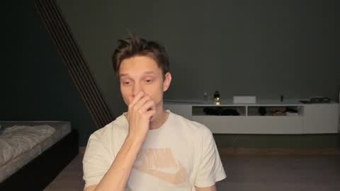 Snapshot of romeo_mercy chatting on December 2, 5:59 pm Romeo online show from December 2, 5:59 pm