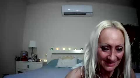 romeodiamond online show from May 29, 3:26 am