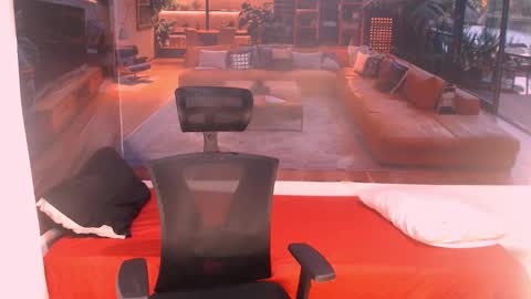 Romeo online show from December 4, 7:11 pm