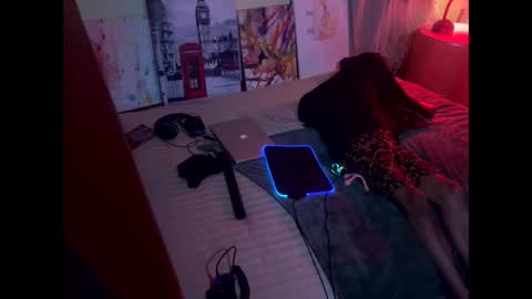 romeotyn online show from February 17, 7:26 am