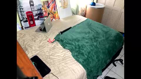 romeotyn online show from February 17, 6:48 pm